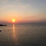 Paradise Hotel 3*